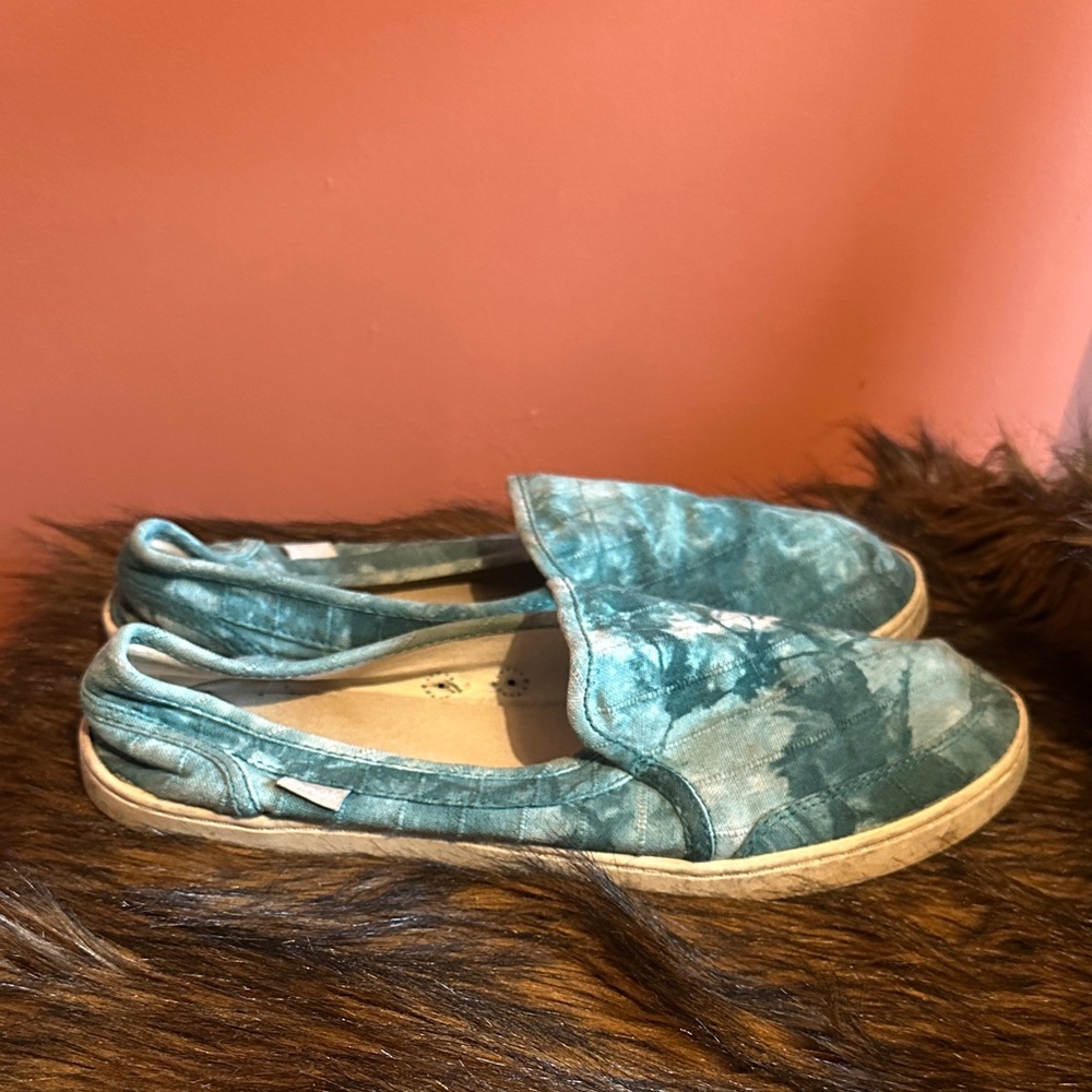 SANUK Casual Slip-On Shoes - Teal Tye Dye